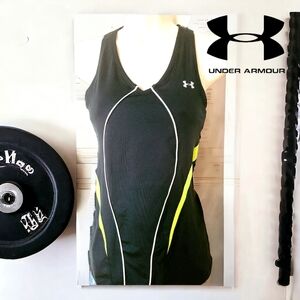 Under Armour Athletic tank with built-in bra women's size small
